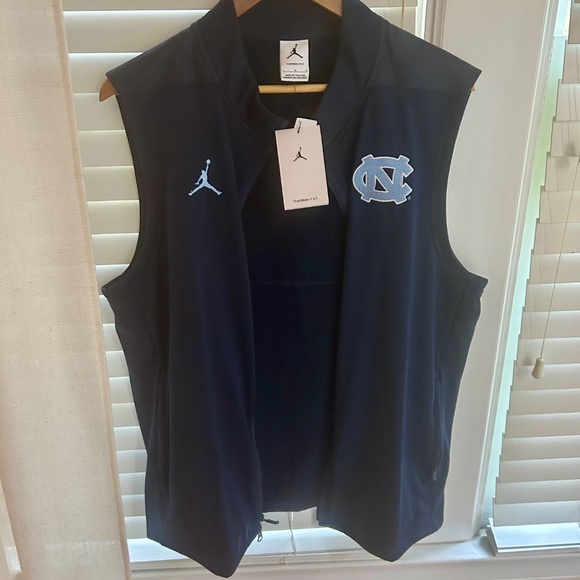 NWT Nike Men's Jordan Therma-FIT Zip Vest L - Picture 4 of 7